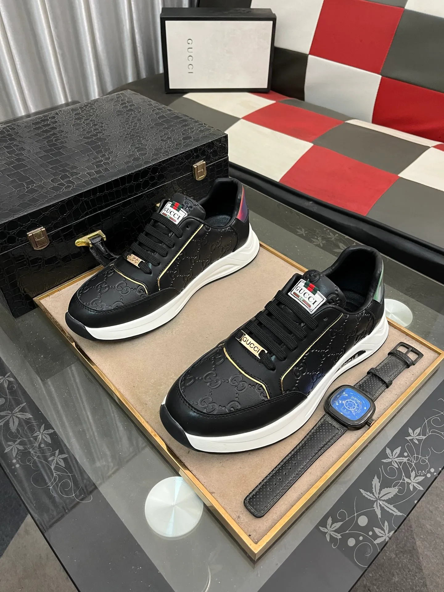 Men's shoes 💰420⌚️⌚️[GUCCI] The latest trendy men's casual shoes, the fabric is made of embossed cowhide imported from Italy, comfortable sheepskin lining + feet, the original outsole is wear-resistant and non-slip, high-level version, exquisite workmanship. Code number: 38-442️⃣Colors available